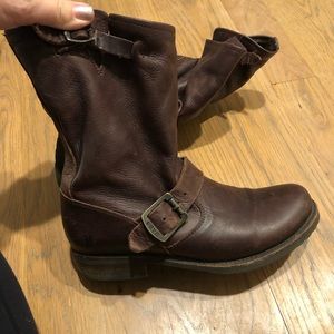 Frye Veronica short boots brown 7.5